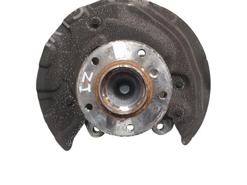 Venstre Styrespindel Lejehus BMW 1 (E87) 118 d (143 hp) 32054746