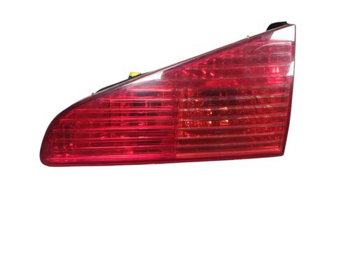 right-tailgate-light-peugeot-607-9d-9u-2000-32048558 main image