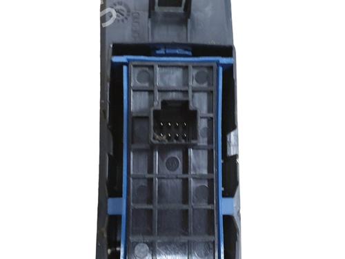 Right rear window switch TOYOTA VERSO (_R2_) 1.8 (ZGR21_, ZGR21R) | BP32047371I28 - Image 4