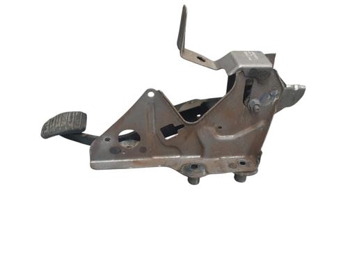 break-pedal-renault-clio-iv-bh_-2012-2013-2014-2015-2016-2017-2018-2019-2020-2021-32049560 main image