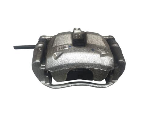 right-front-brake-caliper-toyota-corolla-estate-_e21_-2019-32055925 main image