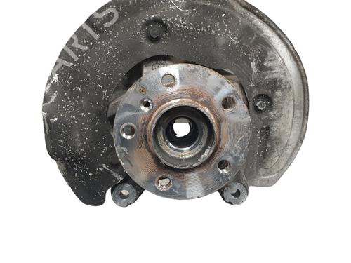 Used Right front steering knuckle BMW X1 (F48) sDrive 18 d (150 hp) 32058176