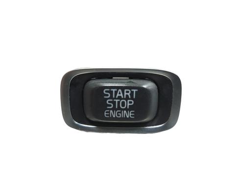 switch-volvo-v40-hatchback-525-2012-2013-2014-2015-2016-2017-2018-2019-32048781 main image