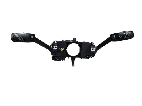Used Switch SEAT ARONA (KJ7, KJP) [2017-2026]  32073568