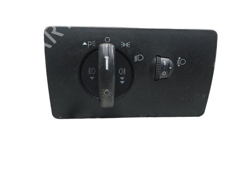 Commande de phare FORD MONDEO III (B5Y) 1.8 16V (125 hp) 32047265