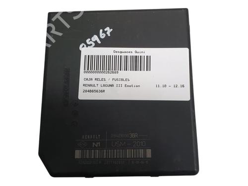 Used Fuse box RENAULT LAGUNA III (BT0/1) 1.5 dCi (BT00, BT0A, BT0T, BT1J) (110 hp) 32057234
