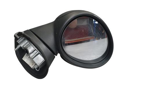 Used Right mirror Right mirror 37027010 37027010