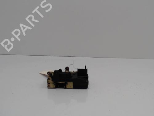 Serrure avant droite Serrure avant droite FIAT SCUDO Bus (220_) 1.9 D (69 hp) 36736870 36736870
