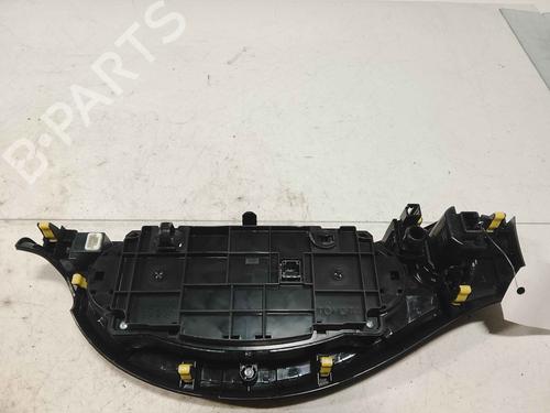 Used Climate control Climate control 36717147 36717147
