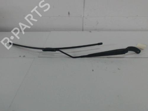 front-windshield-wiper-arm-renault-clio-iv-bh_-2012-2013-2014-2015-2016-2017-2018-2019-2020-2021-36729830 main image