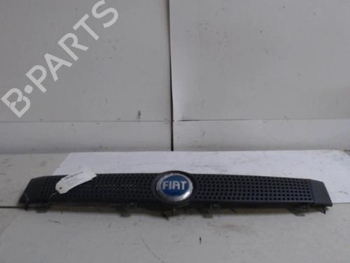 Used Grille Grille FIAT PANDA (169_) [2003-2026] 36732538 36732538