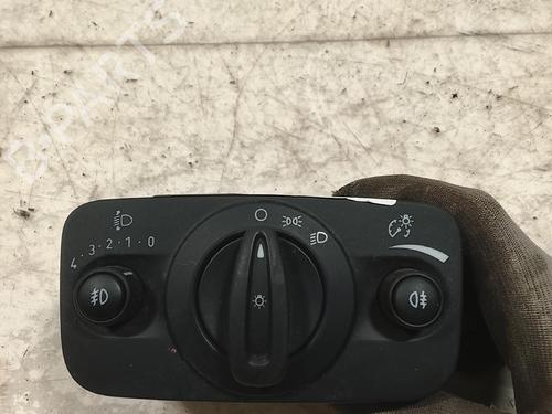 Headlight switch FORD FIESTA VI (CB1, CCN) 1.25 | BP40221573I24 - Image 2