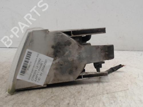 Used Right front indicator Right front indicator CITROËN JUMPY I (U6U_) 1.9 D 70 (69 hp) 36746764 36746764