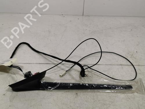 antennabase-renault-master-iii-platformchassis-ev-hv-uv-2010-36709697 main image