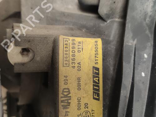 Optica direita Optica direita FIAT DOBLO Box Body/MPV (223_) 1.9 JTD (105 hp) 36750461 36750461