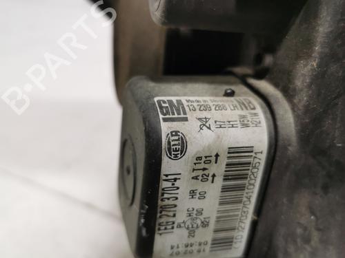 Lyskaster venstre Lyskaster venstre OPEL ASTRA H TwinTop (A04) 1.9 CDTi (L67) (150 hp) 37449719 37449719