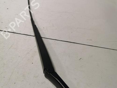 front-windshield-wiper-arm-vw-golf-viii-cd1-da1-2019-36708733 main image