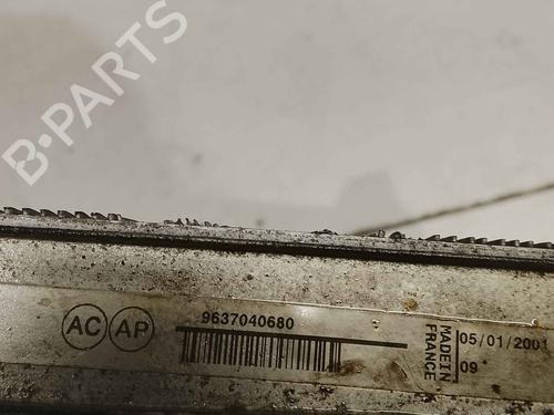 Used Water radiator Water radiator 36713802 36713802