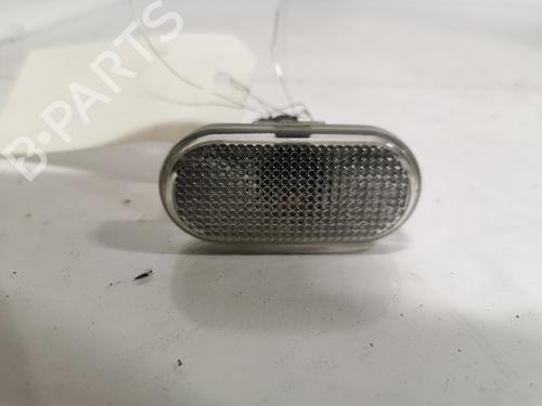 right-front-indicator-renault-trafic-iii-van-fg_-2014-39083772 main image