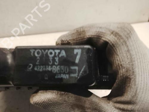 water-radiator-toyota-yaris-_p13_-2010-2011-2012-2013-2014-2015-2016-2017-2018-2019-2020-36716791 main image