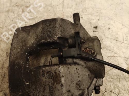 Used Right front brake caliper Right front brake caliper MERCEDES-BENZ C-CLASS (W204) C 250 CDI (204.003) (204 hp) 36750069 36750069
