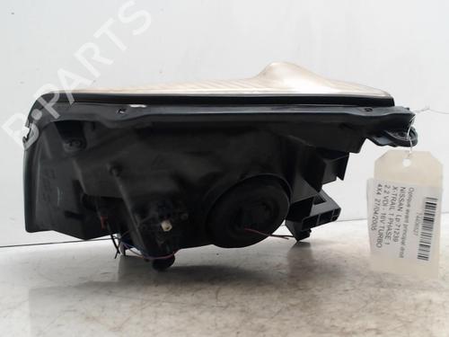 Used Right headlight Right headlight NISSAN X-TRAIL I (T30) 2.2 dCi 4x4 (136 hp) 36743924 36743924