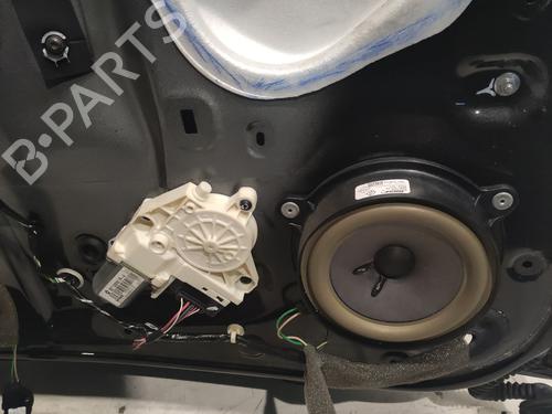 right-rear-door-renault-laguna-coupe-dt01-2008-2009-2010-2011-2012-2013-2014-2015-36709294 main image