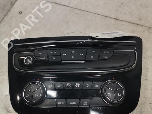 climate-control-peugeot-508-sw-i-8e_-2010-2011-2012-2013-2014-2015-2016-2017-2018-36717995 main image