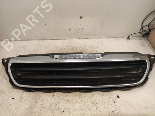 Used Grille Grille PEUGEOT 108 1.0 VTi (69 hp) 36750350 36750350