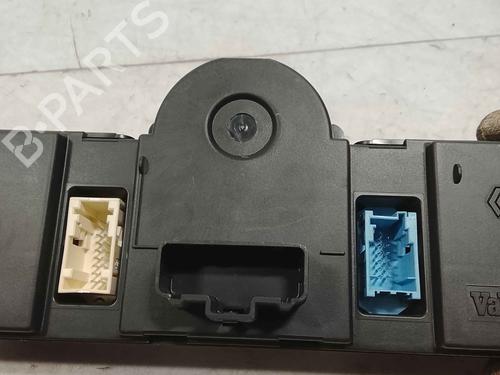 Climate control RENAULT MEGANE II Saloon (LM0/1_) | BP36713236I5 - Image 4