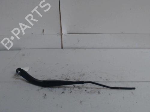 front-windshield-wiper-arm-dacia-sandero-ii-2012-36729627 main image