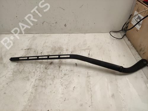 Used Front windshield wiper arm Front windshield wiper arm 36750831 36750831