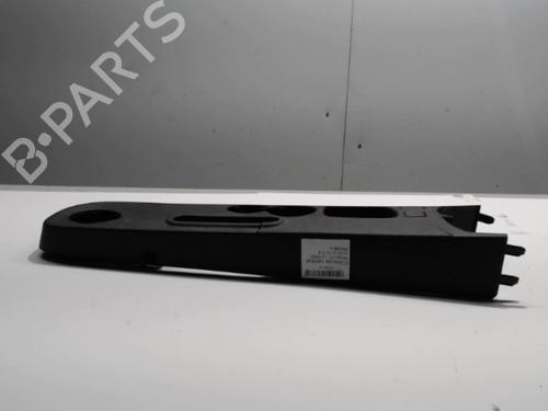Console centrale Console centrale RENAULT CLIO IV (BH_) 0.9 TCe 90 (BHNF, BHMA, BHMH, BHJK, BHJR) (90 hp) 36724438 36724438