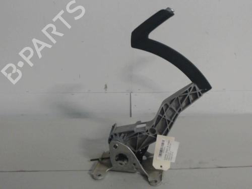 hand-brake-renault-megane-iv-hatchback-b9amn_-2015-36729721 main image