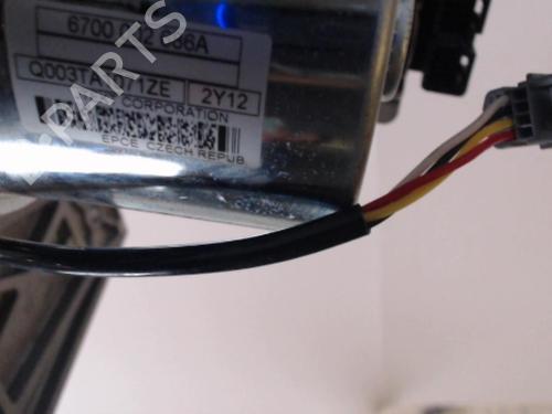steering-column-renault-captur-i-j5_-h5_-2013-36727378 main image