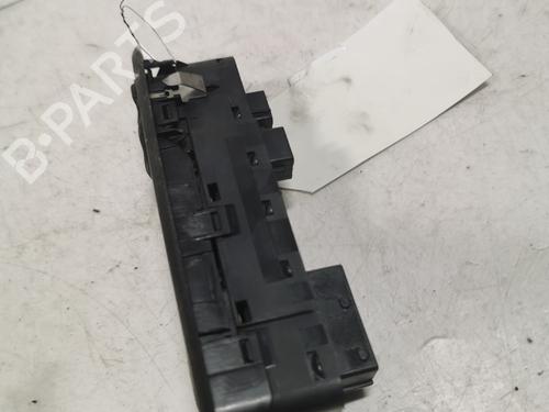 Used Left front window switch Left front window switch CITROËN C5 III (RD_) 2.0 HDi 165 (RDRHHA, RDRHH8) (163 hp) 36718252 36718252