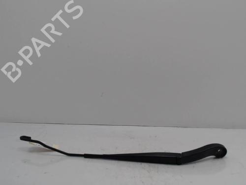 Used Front windshield wiper arm Front windshield wiper arm 36737744 36737744