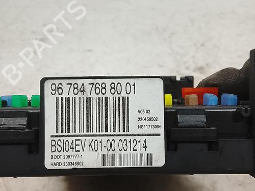 Fuse box PEUGEOT 308 CC (4B_) 1.6 HDi | BP40018443E1 - Image 3
