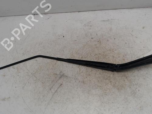 Used Front windshield wiper arm Front windshield wiper arm NISSAN JUKE (F15) 1.5 dCi (110 hp) 36747115 36747115