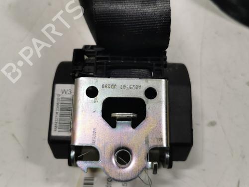 front-right-seatbelt-dacia-lodgy-js_-2012-36705593 main image