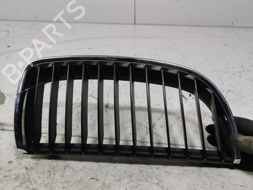 Used Grille Grille 37628659 37628659
