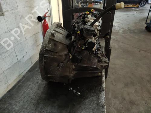 Used Gearbox Gearbox OPEL VIVARO A Bus (X83) 2.0 CDTI (F7, J7, A07) (114 hp) 36746666 36746666