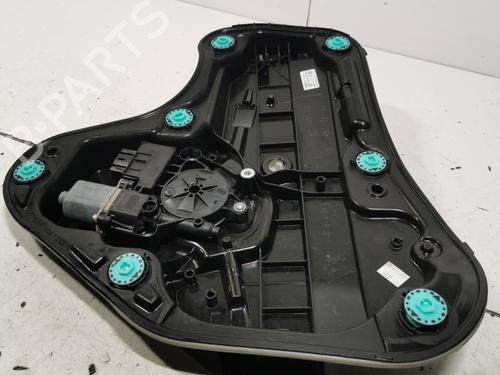 Rudehejsemekanisme venstre bagtil Rudehejsemekanisme venstre bagtil VW GOLF VIII (CD1, DA1) 1.5 eTSI (150 hp) 36708885 36708885