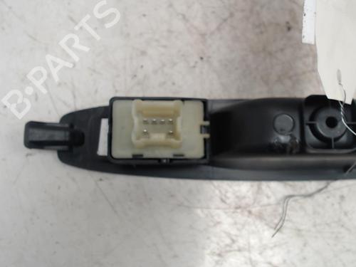 right-rear-window-switch-renault-captur-i-j5_-h5_-2013-36742501 main image