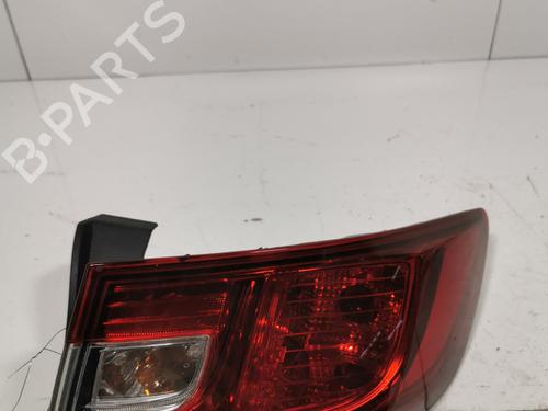 right-taillight-renault-clio-iv-bh_-2012-2013-2014-2015-2016-2017-2018-2019-2020-2021-36816194 main image
