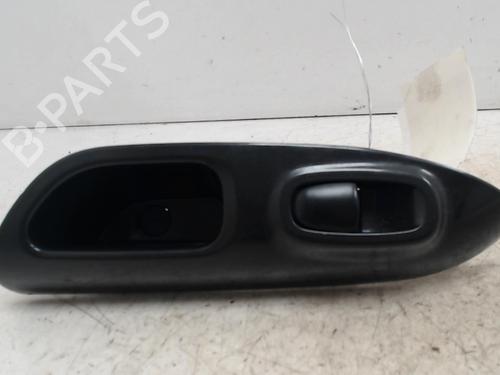 Venstre bagtil elrude kontakt Venstre bagtil elrude kontakt NISSAN JUKE (F15) 1.5 dCi (110 hp) 36745034 36745034