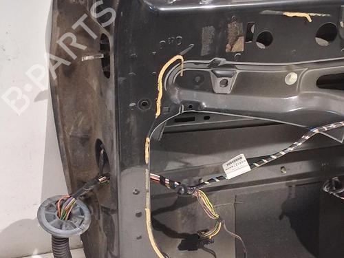 Used Right front door Right front door 37661412 37661412
