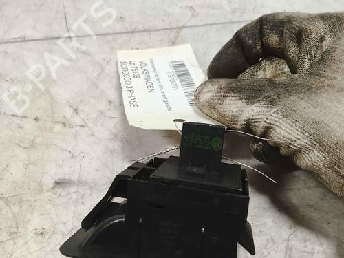 left-front-window-switch-vw-scirocco-iii-137-138-2008-2009-2010-2011-2012-2013-2014-2015-2016-2017-2018-36713414 main image