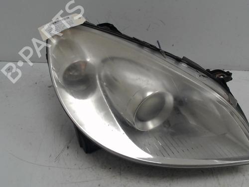 Used Right headlight Right headlight MERCEDES-BENZ B-CLASS Sports Tourer (W245) B 180 CDI (245.207) (109 hp) 36739357 36739357