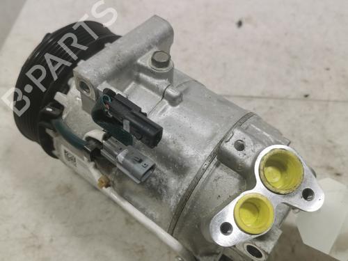 Used AC compressor AC compressor RENAULT CAPTUR II (HF_) TCe 90 (HFM6) (91 hp) 36718679 36718679